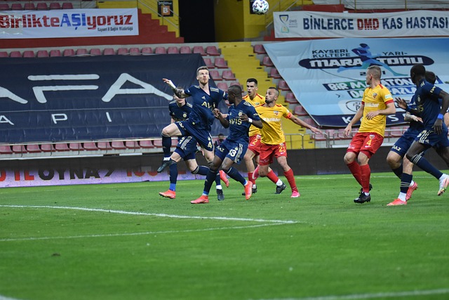 “愿体育伴大家健康成长”体育湘军打卡长郡自贸临空高级中学体育馆.